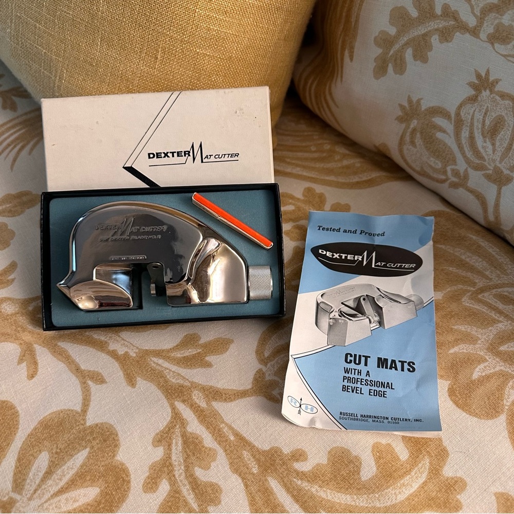 Dexter Mat Cutter W/Box - Picture 4 of 6